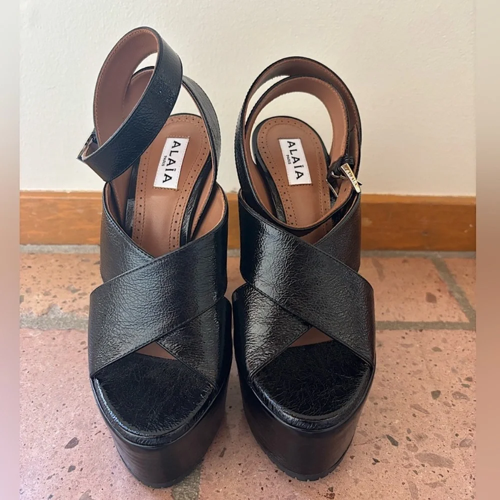 Alaia Paris Black Leather Platform Sandals